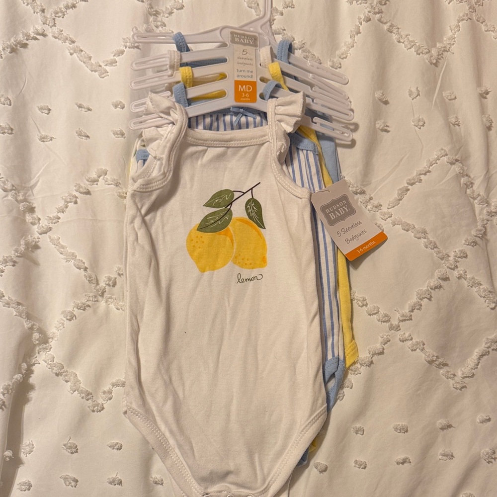 Cloud Island Lemon Print Bodysuit - White and Yellow
